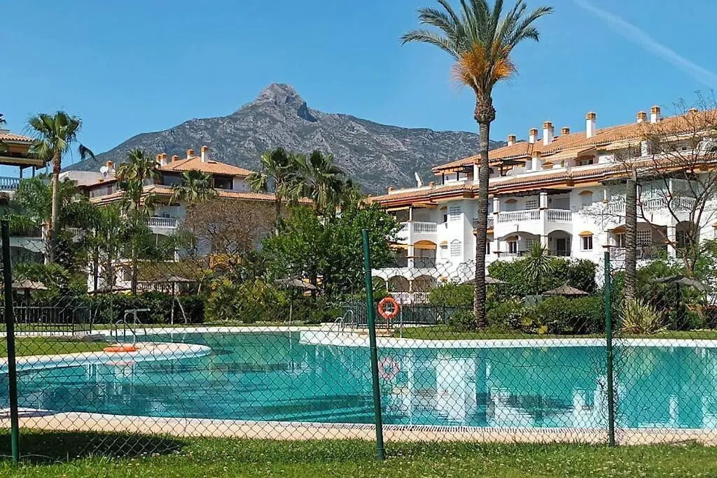 Apartamento Deluxe Puerto Banus contacts